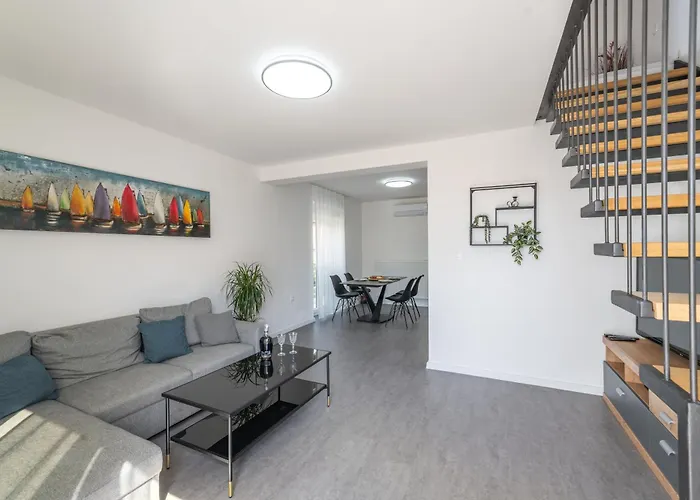 Apartment Coral Brodarica (Sibenik-Knin)